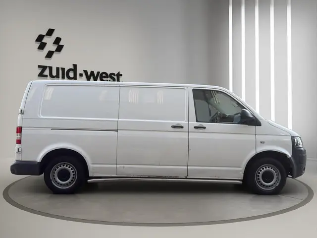 Volkswagen Transporter 2.0 TDI L2H1 2012 Diesel 7