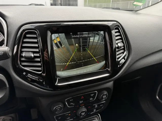 Jeep Compass 1.3T Limited 2021 Benzine 23
