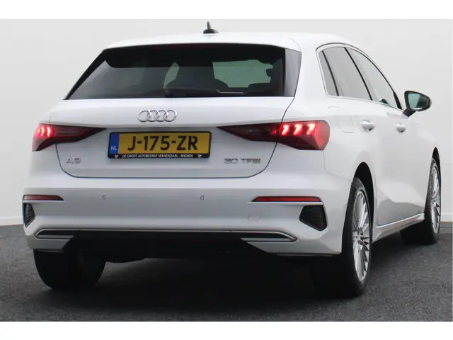 Audi A3 Sportback 30 TFSI Business edition 2020 Benzine 18