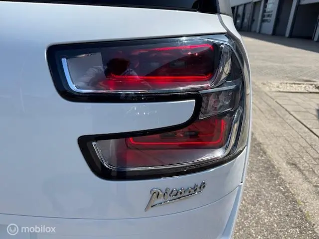 Citroën Grand C4 Picasso 1.6 e-THP Business 2016 Benzine 17