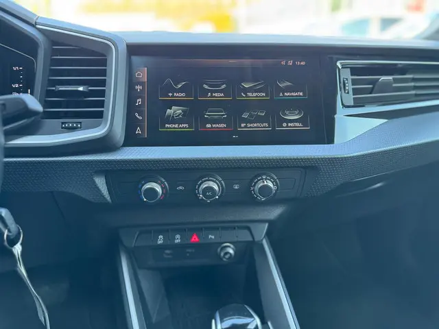 Audi A1 citycarver 30 TFSI epic 2020 Benzine 31