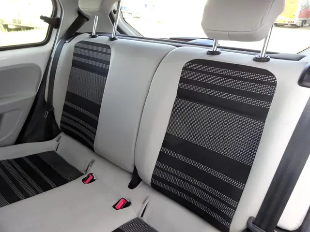 SEAT Mii 1.0 Chill Out | 5 DRS | AIRCO| NAVI 2013 Benzine 15
