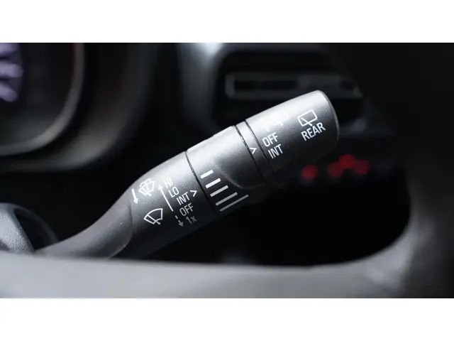 Opel Combo Tour 1.2 Turbo L2H1 Edition 7p. 2020 Benzine 23