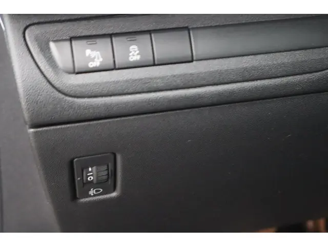 Peugeot 208 1.2 PureTech Allure 2015 Benzine 21