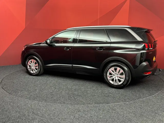 Peugeot 5008 1.2 PureTech Active 2017 Benzine 22