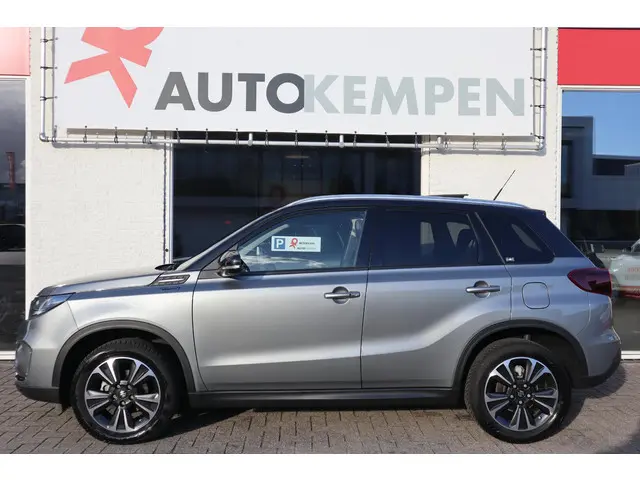 Suzuki Vitara 1.5 HYBRID STYLE 2022 Hybride Benzine 30