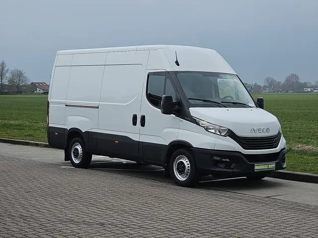 Iveco Daily 35S14 2023 Diesel 5