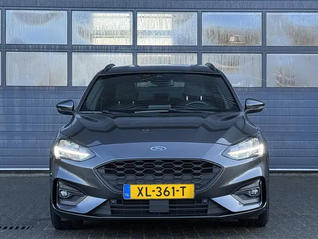 Ford Focus 1.0 ECOBOOST ST LINE BUSINESS 2019 Benzine 16