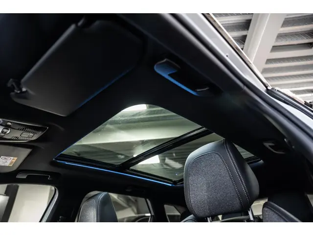 Peugeot 3008 1.6 e-THP GT Line 2018 Benzine 23