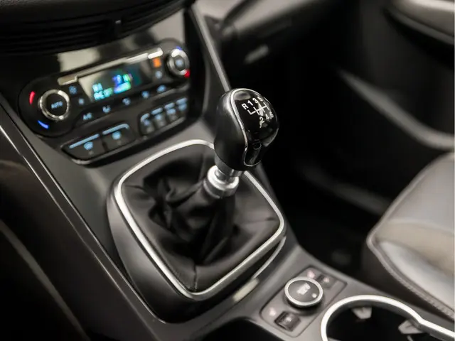 Ford Kuga 1.5 Titanium 2016 Benzine 11