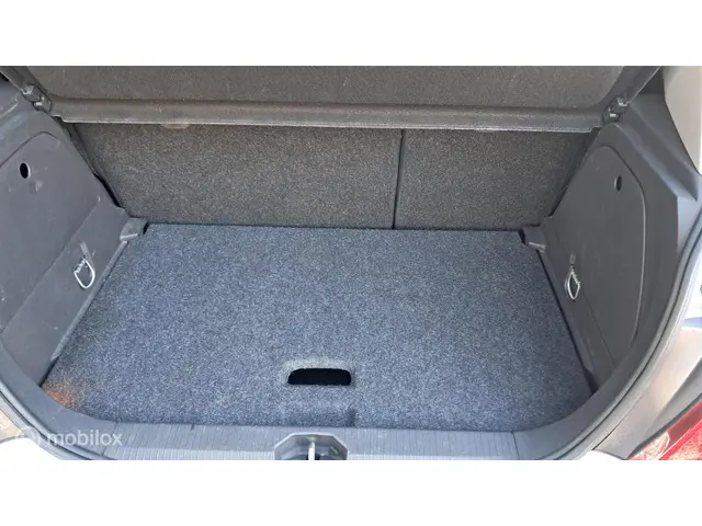 Opel Corsa 1.2-16V Design Edition 18000 KM!! 2014 Benzine 4