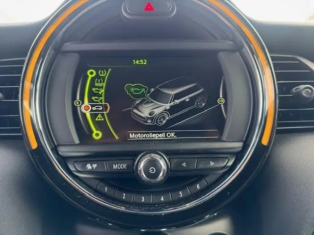 MINI One MINI 1.2 SALT BUSINESS/HLEER/NAV/PDC 2016 Benzine 12