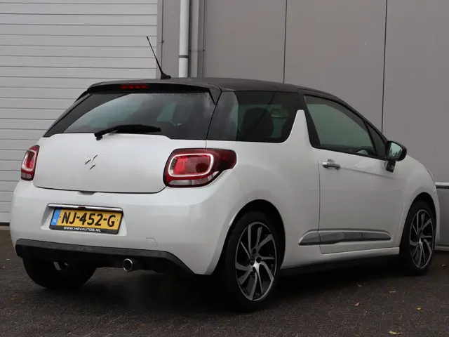 DS DS 3 1.2 PureTech So Chic navi LM org NL 2017 Benzine 9