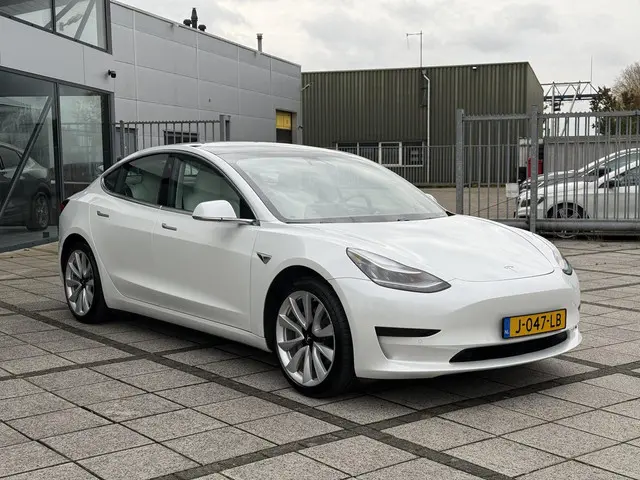 Tesla Model 3 Range Plus RWD 2020 Elektrisch 7