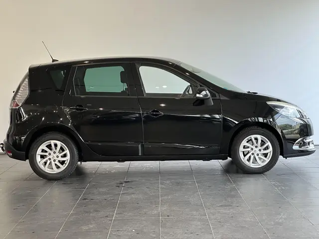 Renault Scénic 1.2 TCe Expression 2014 Benzine 17