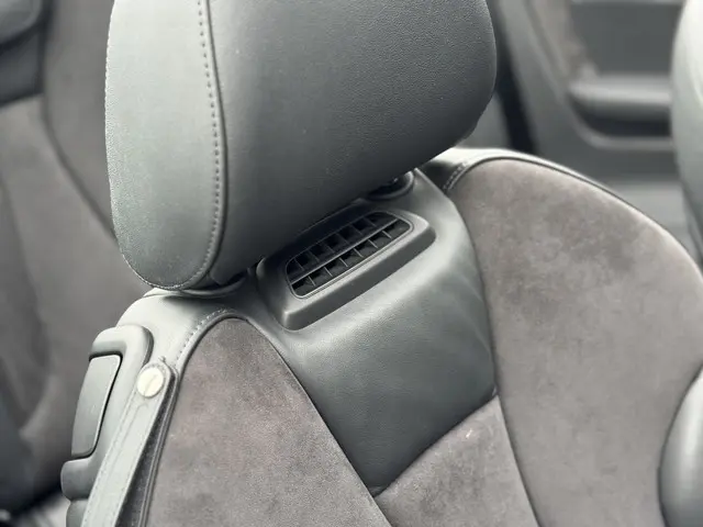 Audi A3 Cabriolet 1.4 TFSI CoD S Line 2015 Benzine 8