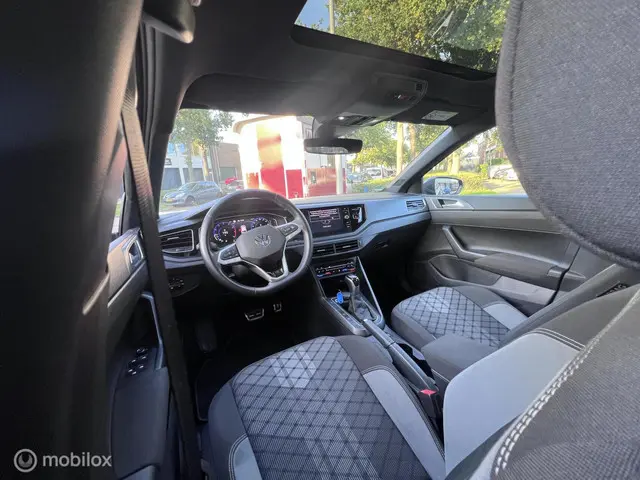 Volkswagen Polo 1.0 TSI R-Line Business 2022 Benzine 16