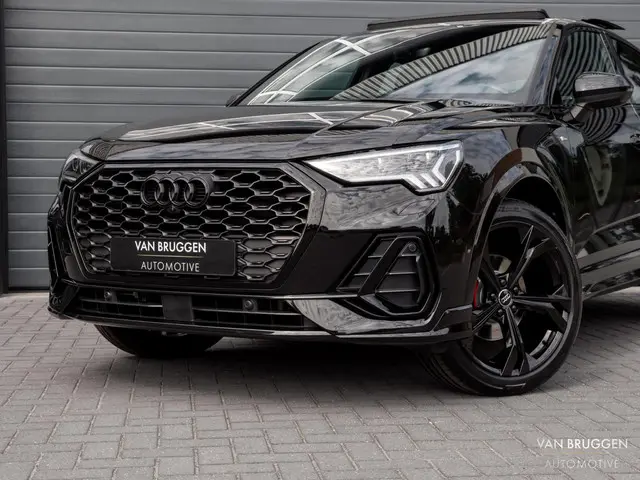 Audi Q3 Sportback 35 TFSI S-Line 2022 Benzine 32