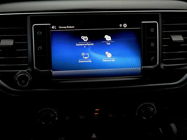 Toyota ProAce Worker 2.0 D-4D Long L3 H1 2023 Diesel 29