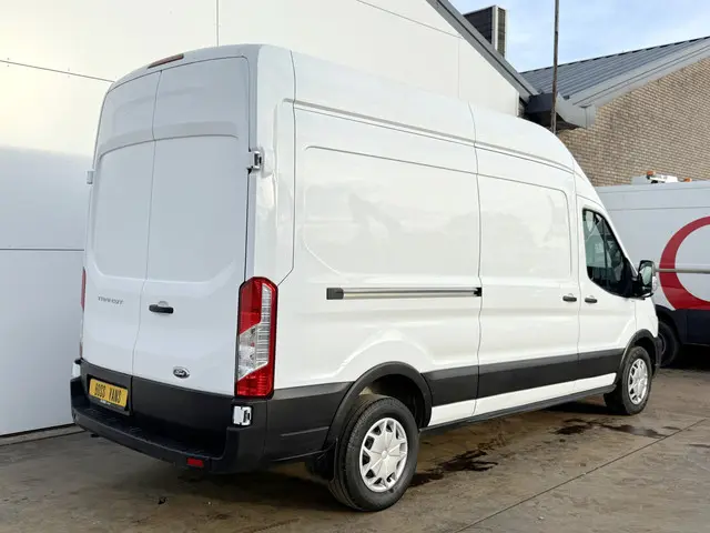 Ford Transit 350 2.0 TDCI 170PK 2023 Diesel 3
