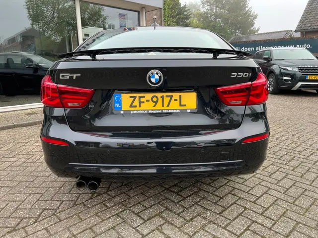 BMW 3 Serie GT 330i High Executive 2019 Benzine 28