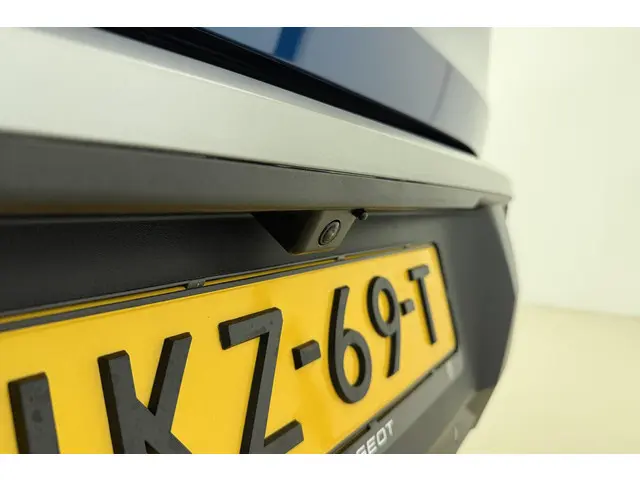 Peugeot e-5008 Allure Avantage 73 kWh 2025 Elektrisch 7