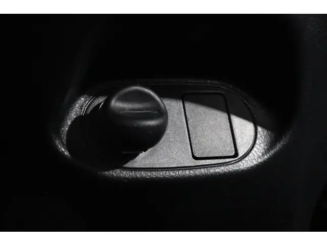 Toyota Yaris 1.0 VVT-i Comfort, 2017 Benzine 29