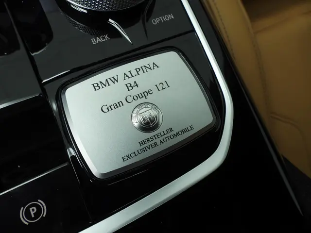 Alpina B4 ALPINA B4 Gran Coupe Allrad 2024 Benzine 32