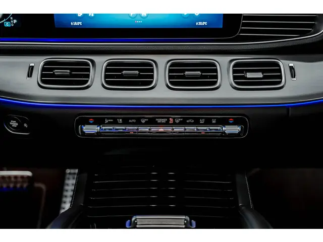 Mercedes-Benz GLE 450 2023 Benzine 34