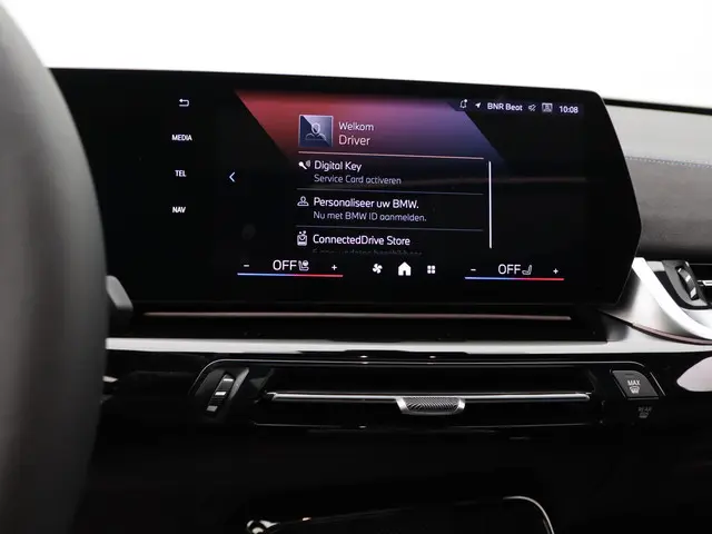 BMW X1 xDrive25e 2025 Hybride Benzine 13