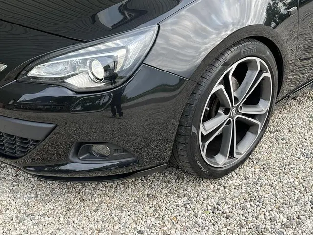 Opel Astra GTC 1.6 Turbo Sport - OPC Pakket 2012 Benzine 11