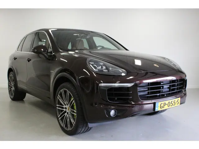 Porsche Cayenne 3.0 S E-Hybrid 2015 Hybride Benzine