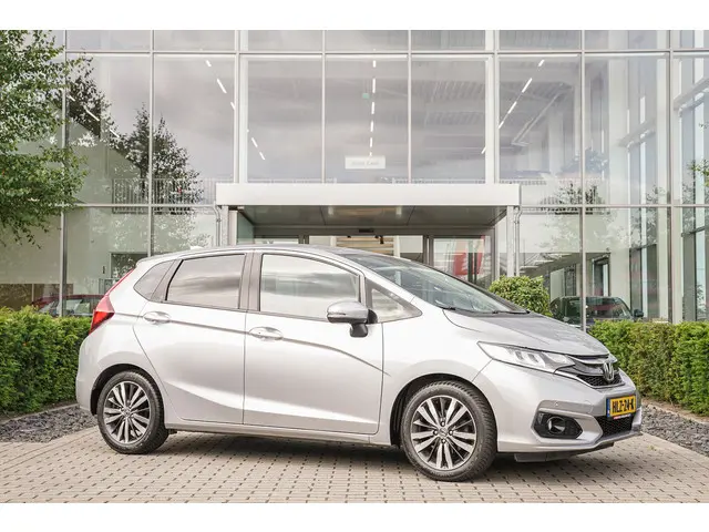 Honda Jazz 1.3i VTEC ELEGANCE 2018 Benzine 24