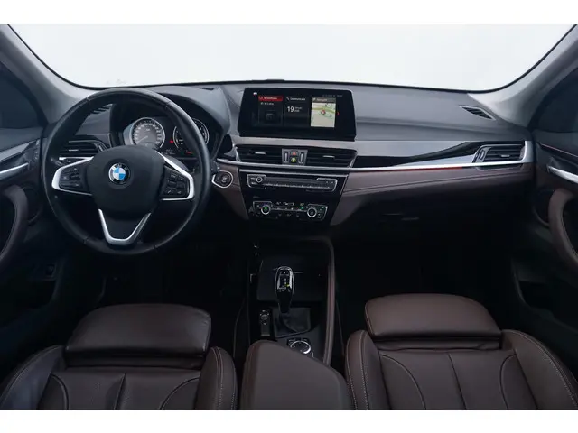 BMW X1 sDrive20i 2022 Benzine 12