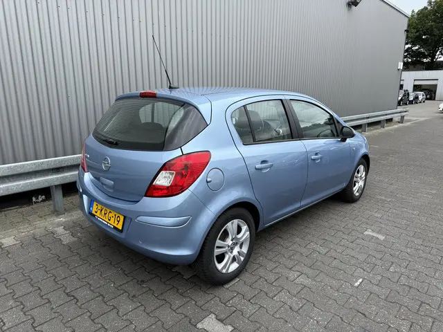 Opel Corsa 2
