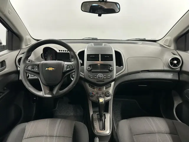 Chevrolet Aveo 1.4 LT S/S AUTOMAAT 2012 Benzine 2