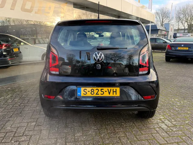 Volkswagen up! 1.0 2023 Benzine 10