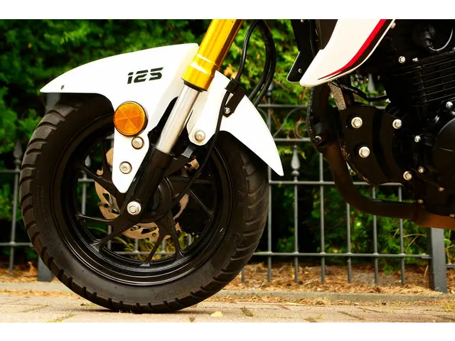 Honda Monkey GROME | 125 A1 A2 2021 Benzine 19