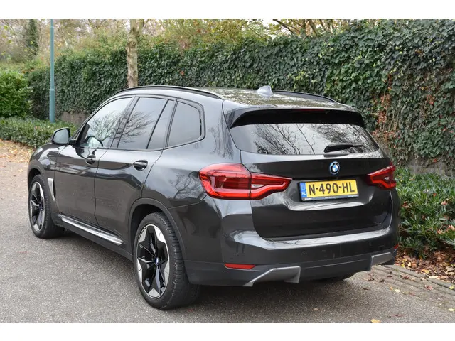 BMW iX3 High Executive 80 kWh 2021 Elektrisch 5