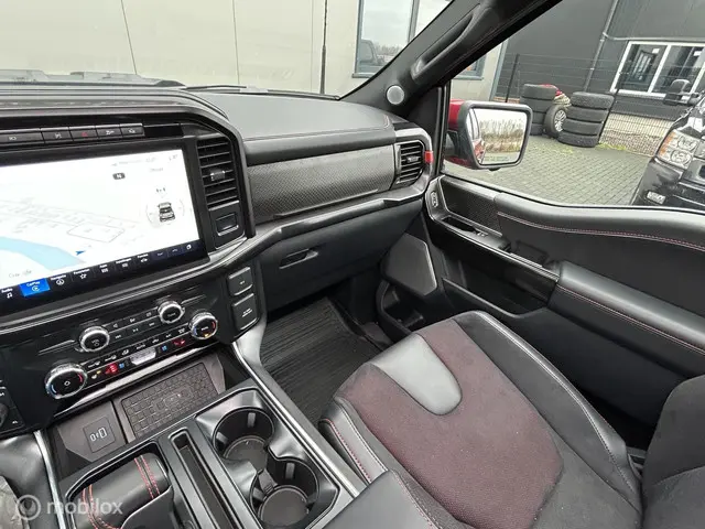 Ford F-150 USA Raptor R 2024 Benzine 38