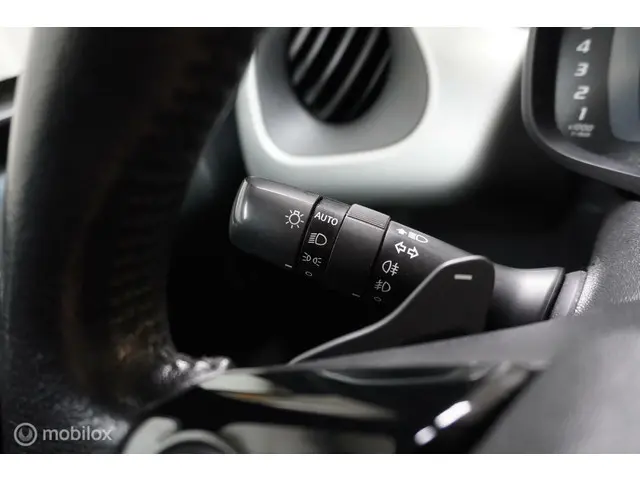 Peugeot 108 1.0 e-VTi Allure TOP! 2018 Benzine 18