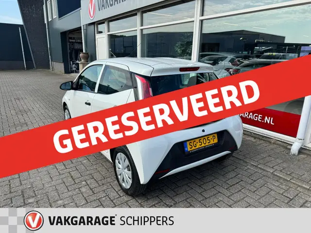 Toyota Aygo 1.0 VVT-i x airco cruise 5d 2018 Benzine 20