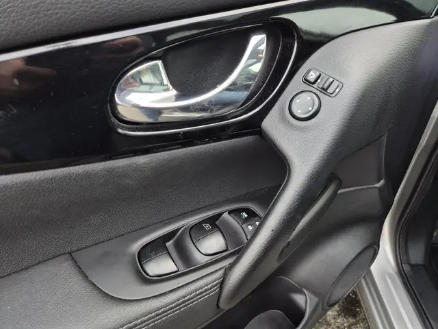 Nissan QASHQAI 1.2 Tekna 2015 Benzine 22