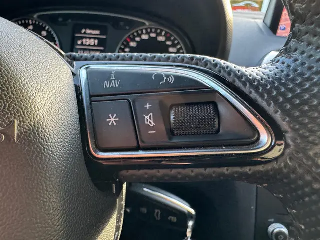 Audi A1 1.2 TFSI S-LINE|Navi|Cruise 2014 Benzine 17