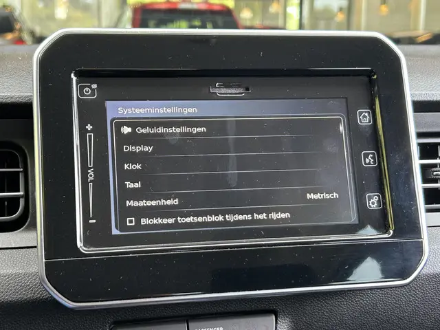 Suzuki Ignis 1.2 Smart Hybrid Select 2021 Benzine 11