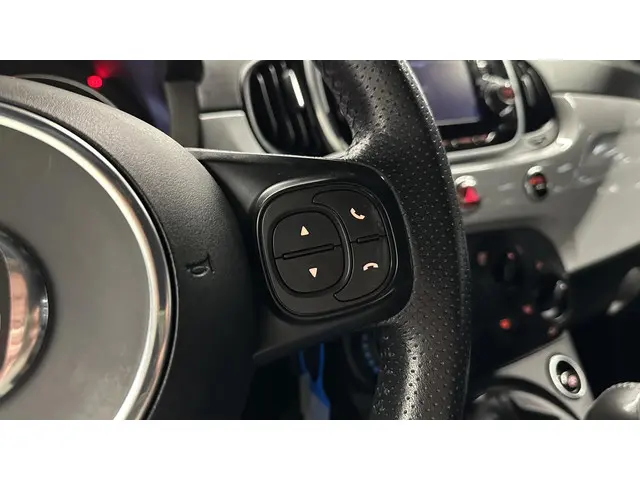 Fiat 500 1.4 T-Jet Abarth 595 2017 Benzine 23