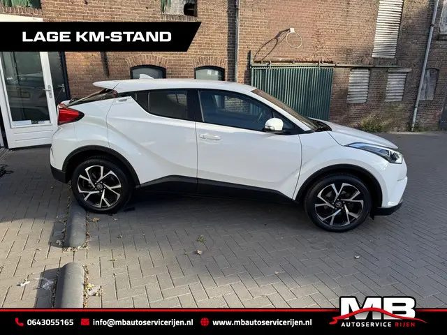 Toyota C-HR 1.2 Comfort, Navi, CarPlay, Camera 2019 Benzine 5