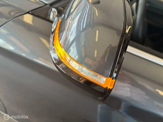 BMW 1 Serie 118i 2019 Benzine 14