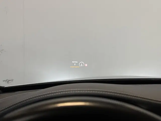 Mercedes-Benz C-Klasse 250 2015 Benzine 16