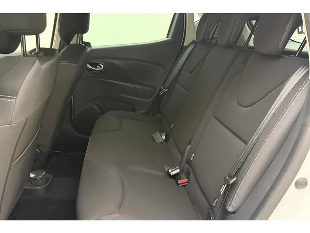 Renault Clio 1.2 TCe Limited 2018 Benzine 18